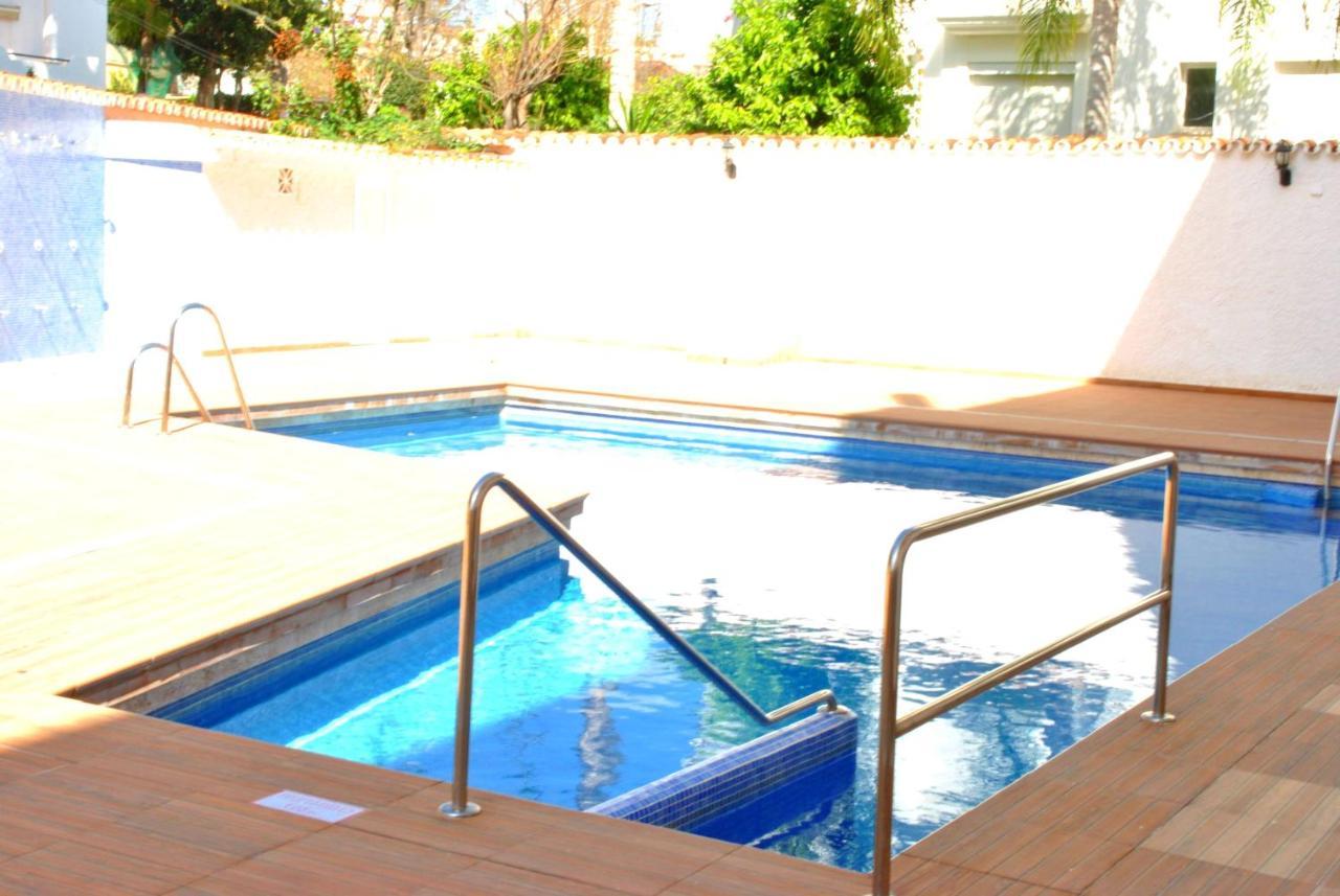 טורמולינוס San Antonio - Beach, Pool And Terrace מראה חיצוני תמונה