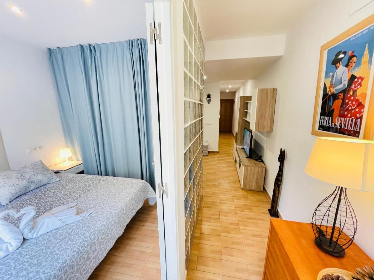 טורמולינוס San Antonio - Beach, Pool And Terrace מראה חיצוני תמונה