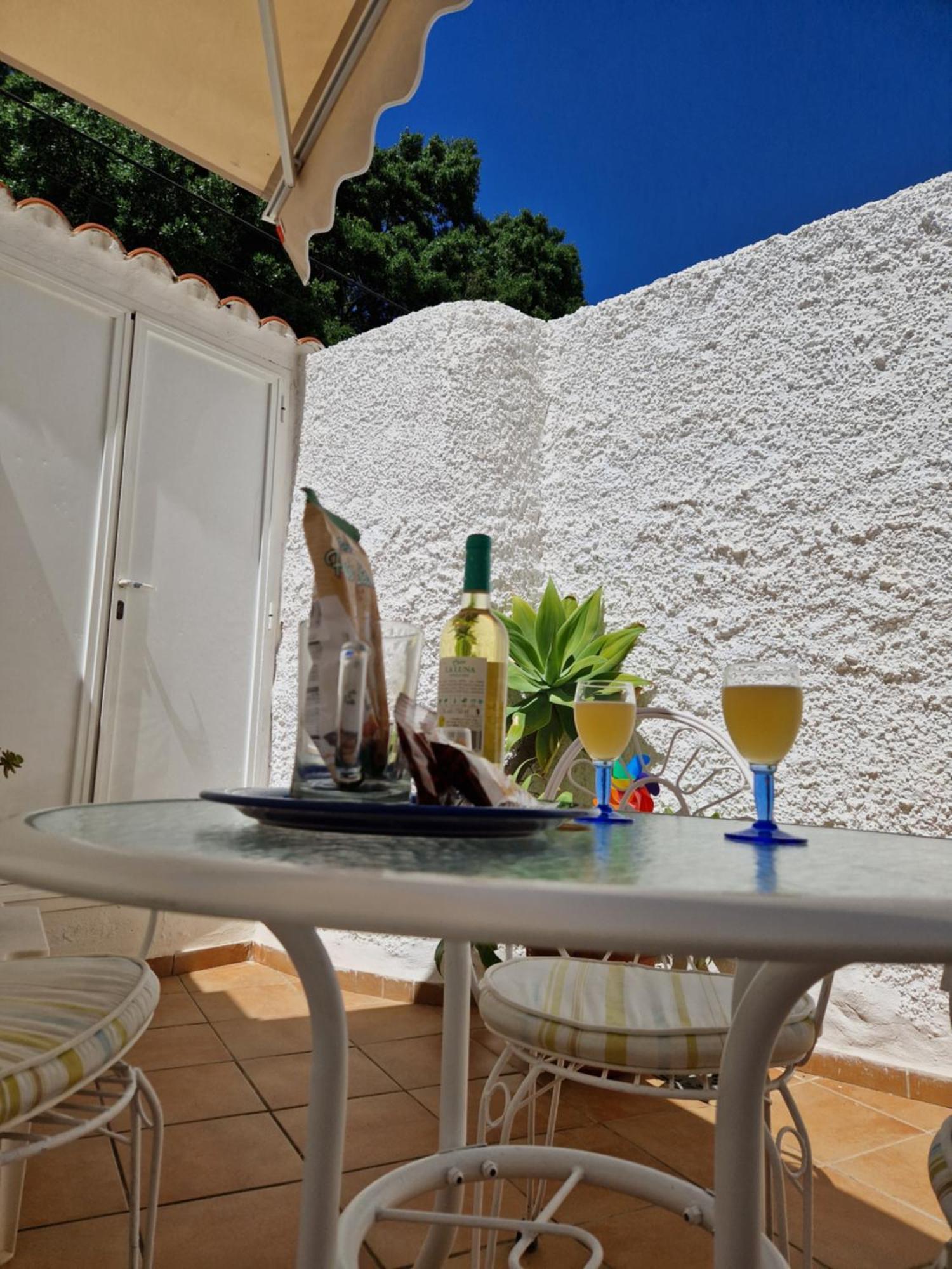 טורמולינוס San Antonio - Beach, Pool And Terrace מראה חיצוני תמונה