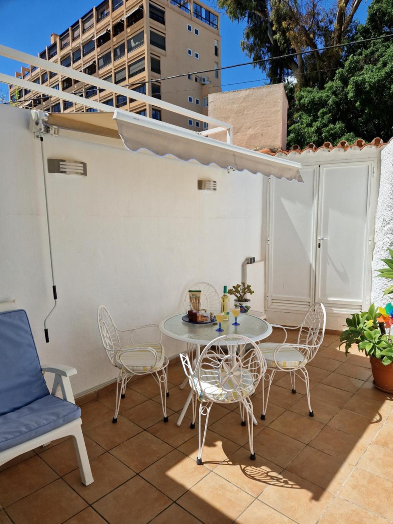 טורמולינוס San Antonio - Beach, Pool And Terrace מראה חיצוני תמונה
